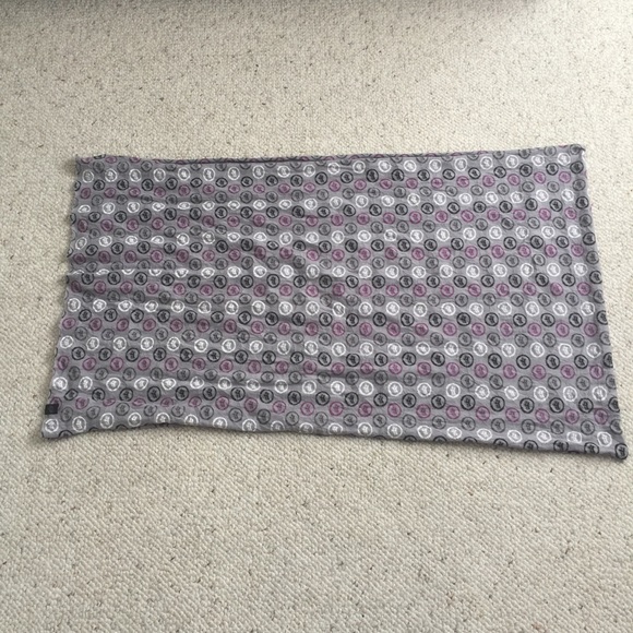 NWOT Fox Grey & Purple Scarf - Picture 1 of 4
